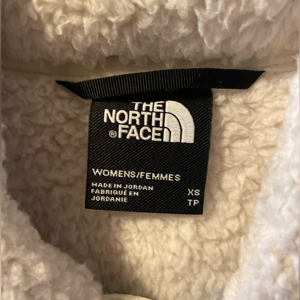 North face zip up fleece - Picture 2 of 3